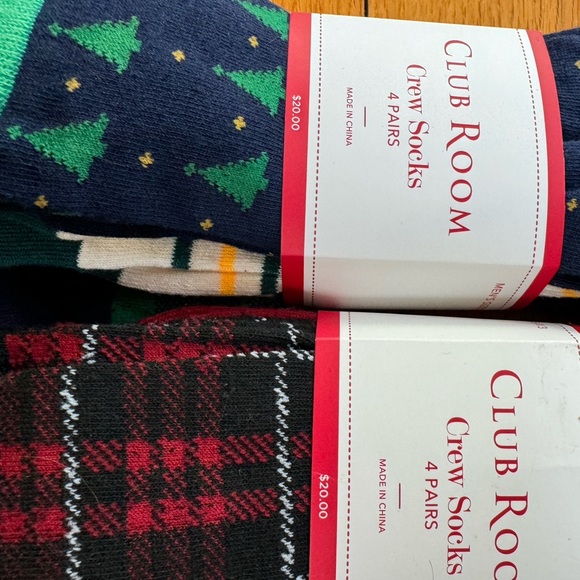 MACYS CLUB ROOM Other - NWT MACYS 8 pairs Christmas Holiday Socks CLUB ROOM MENS Sz L 8 - 12 NEW IN PKG